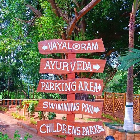 The River Retreat Heritage Ayurvedic Resort Shoranur Exterior foto