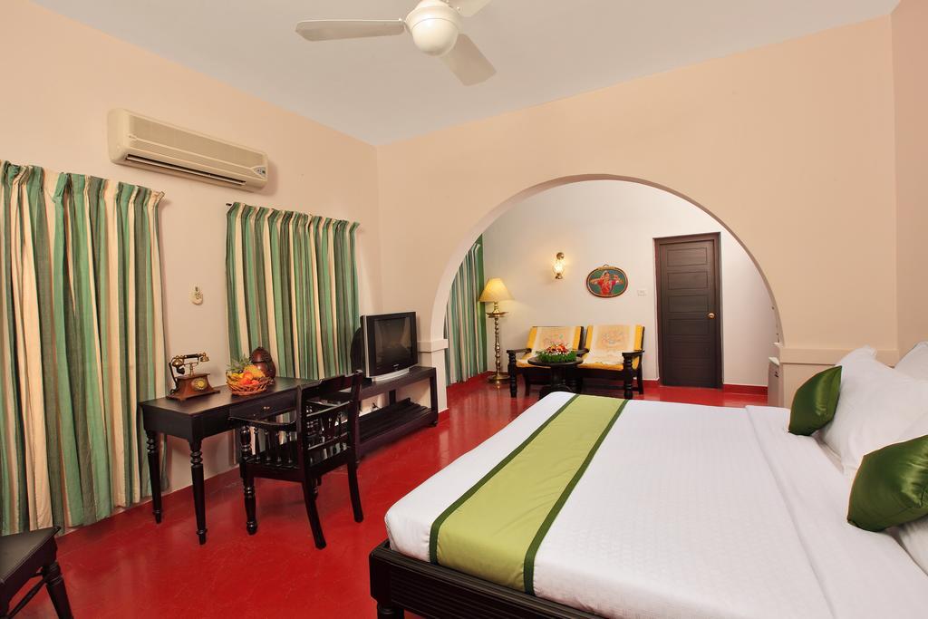 The River Retreat Heritage Ayurvedic Resort Shoranur Exterior foto